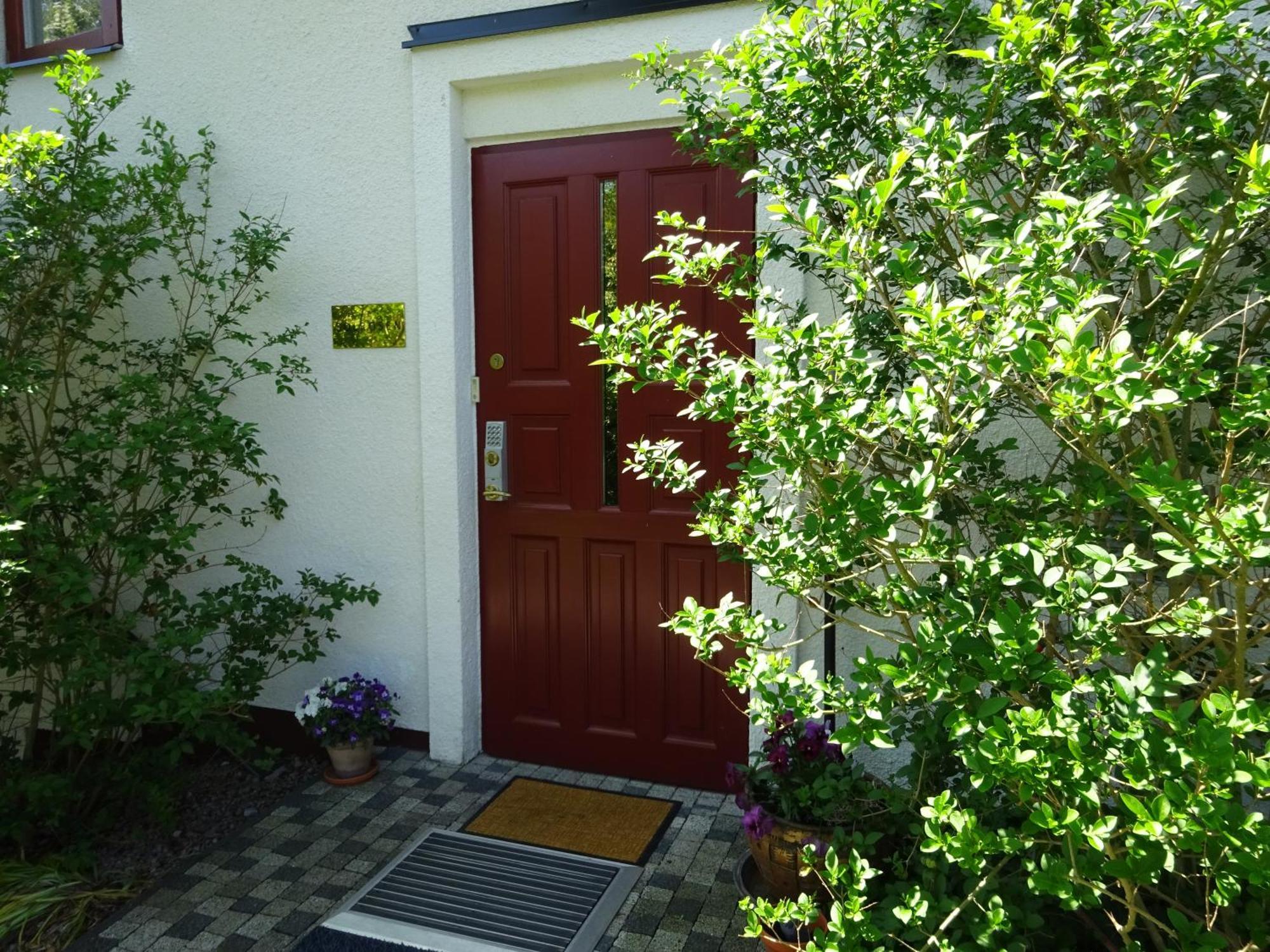Solrosen I Simrishamn - Oesterlen Экстерьер фото